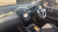 Nissan Pulsar 1.2 DiG-T N-Connecta 5dr Petrol Hatchback